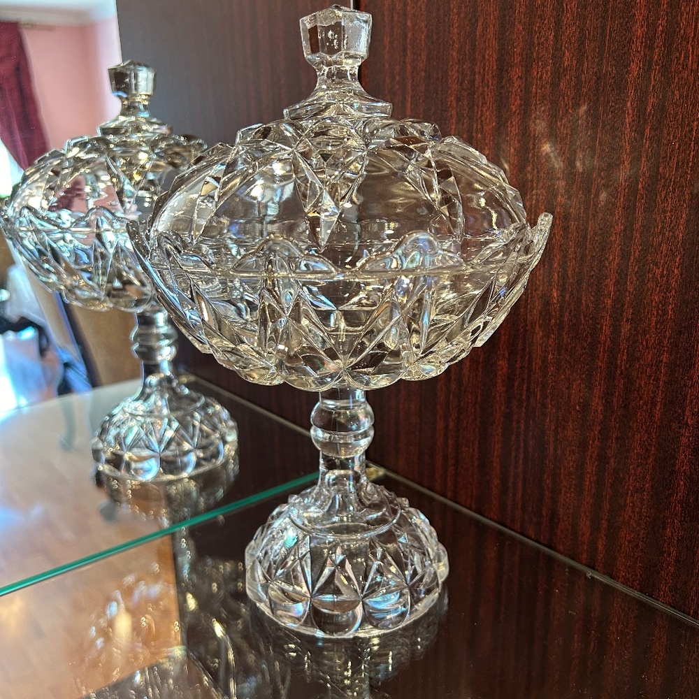 Vintage Round Crystal Footed Scalloped Edge Bowl with Lid  7.5" Dia., 11.5" Ht.
